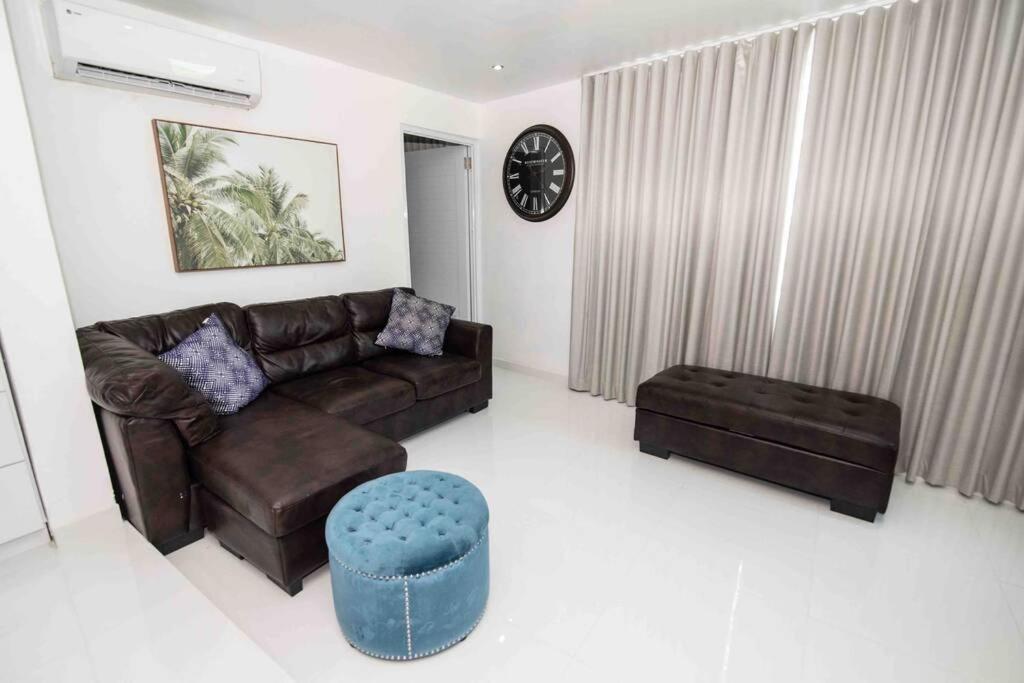 Modern 2Br With Kingbed In The Heart Of Isla Verde Strip Apartamento San Juan Exterior foto